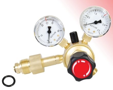 9030310 - Regulator Medium Acetylene - Work area (bar) 0 - 1.5 A EN ISO 2503 Class 2 25 bar 1,5 bar Content pressure gauge (bar) 0 - 40 Work pressure gauge (bar) 0 - 2.5 Connection Inlet G 3/4" LH Thread Ext. Outlet G 3/8" LH