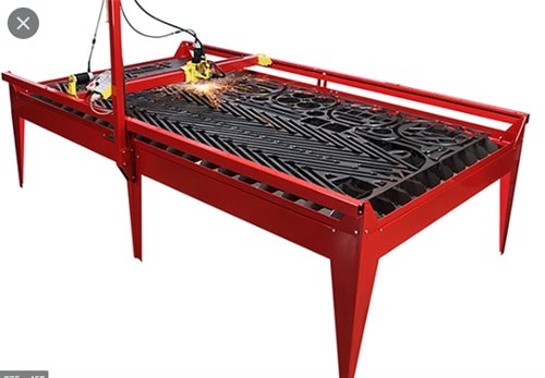 P007 - RoboCut PlasmaCam Samson 510 Table 5 ft x 10 ft.  (1,5 meter x 3,0 meter) Model 510 cutting system with advanced Software and digital height control weight 687 lbs ca. 315 kg.