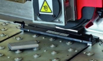 P013.-Narrow plate attachment.-